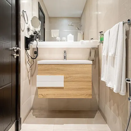 Millennium Central Doha Room photo
