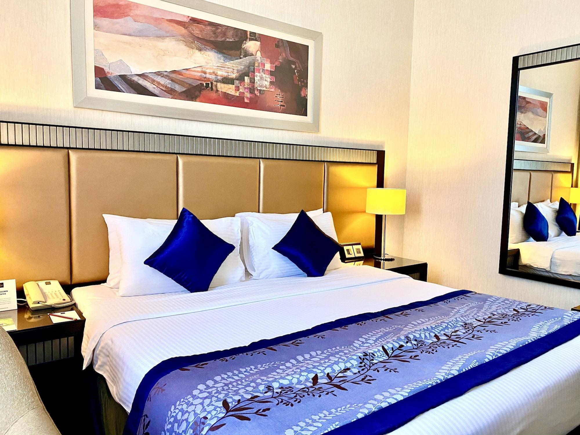 Hotel Millennium