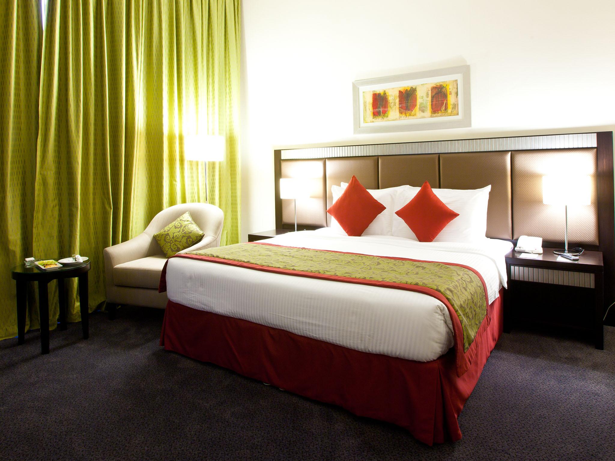 Hotel Millennium