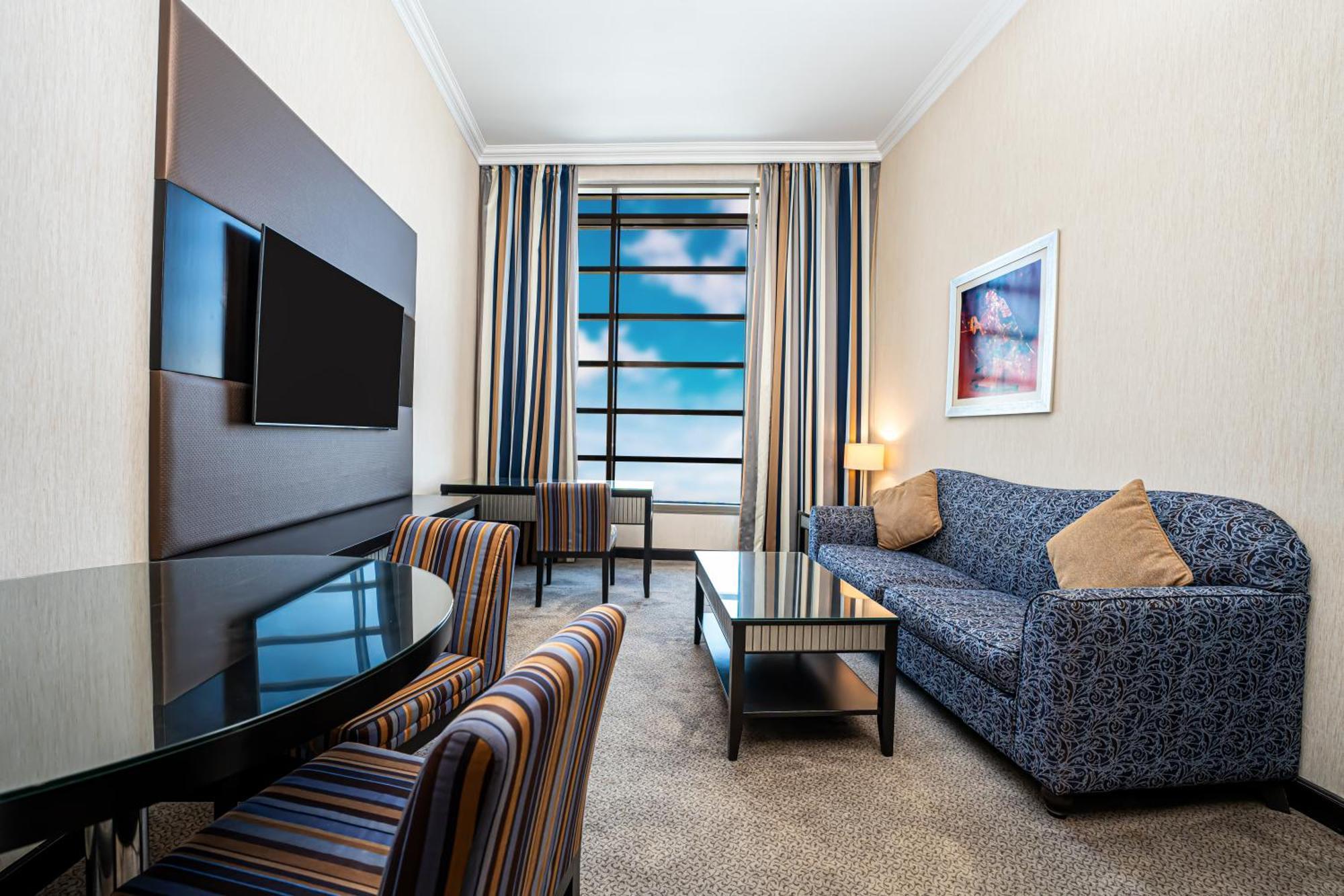 Millennium 4*